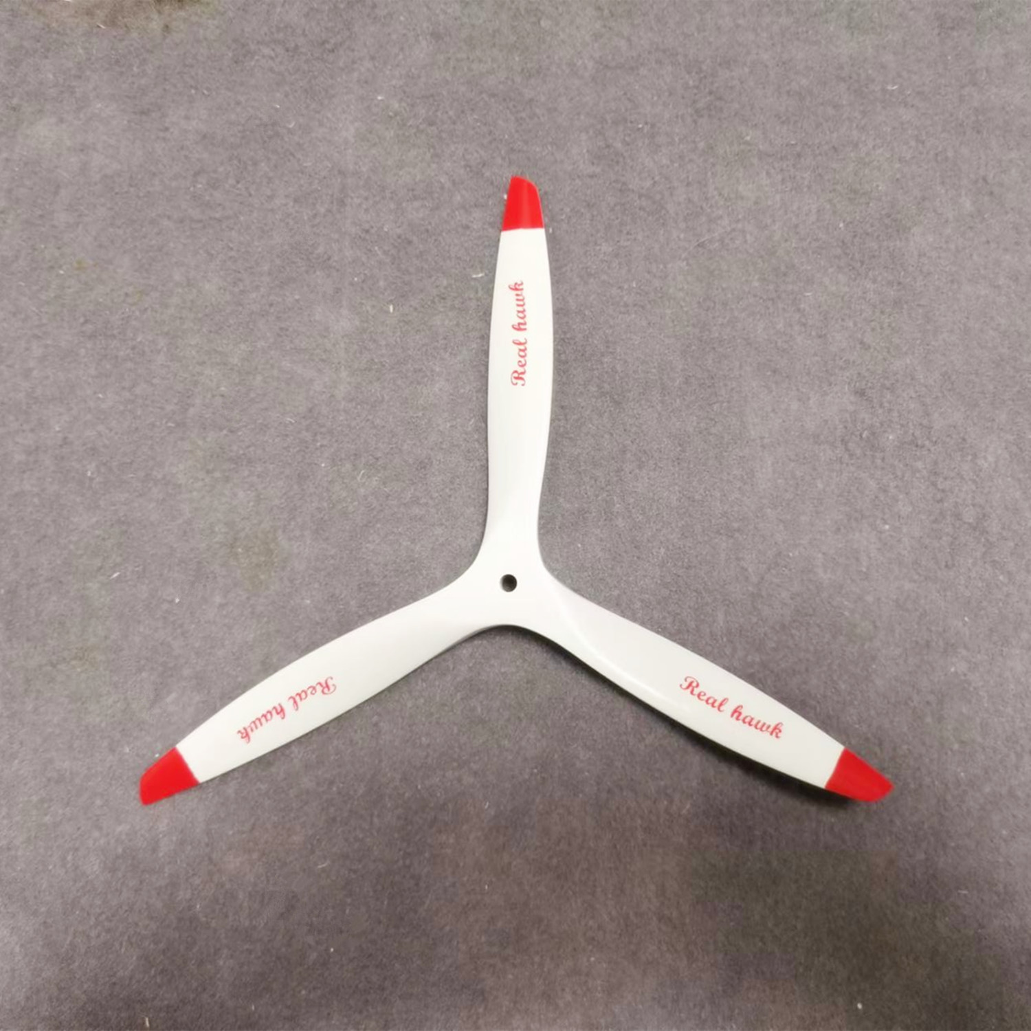 المروحة الخشبية الزان الأبيض ل - مراجعة Propeller Balancer Tool وسعره
